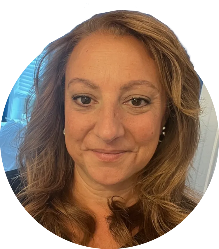 NEA-NH President Jennifer Tuttle